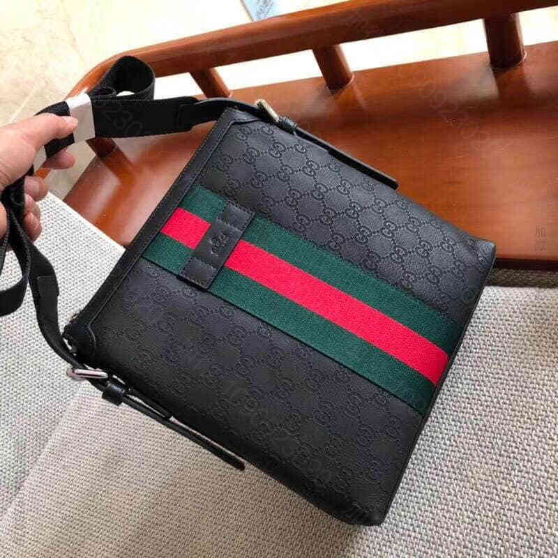 Gucci/古驰男款单肩斜挎包