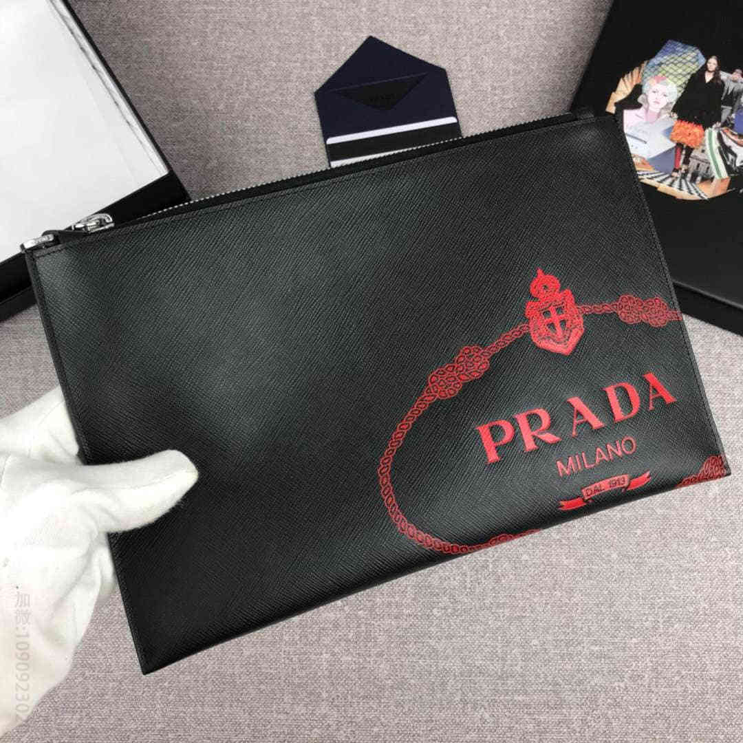 Prada普拉达最新摩登态度系列手包2NG005黑色+大红压唛