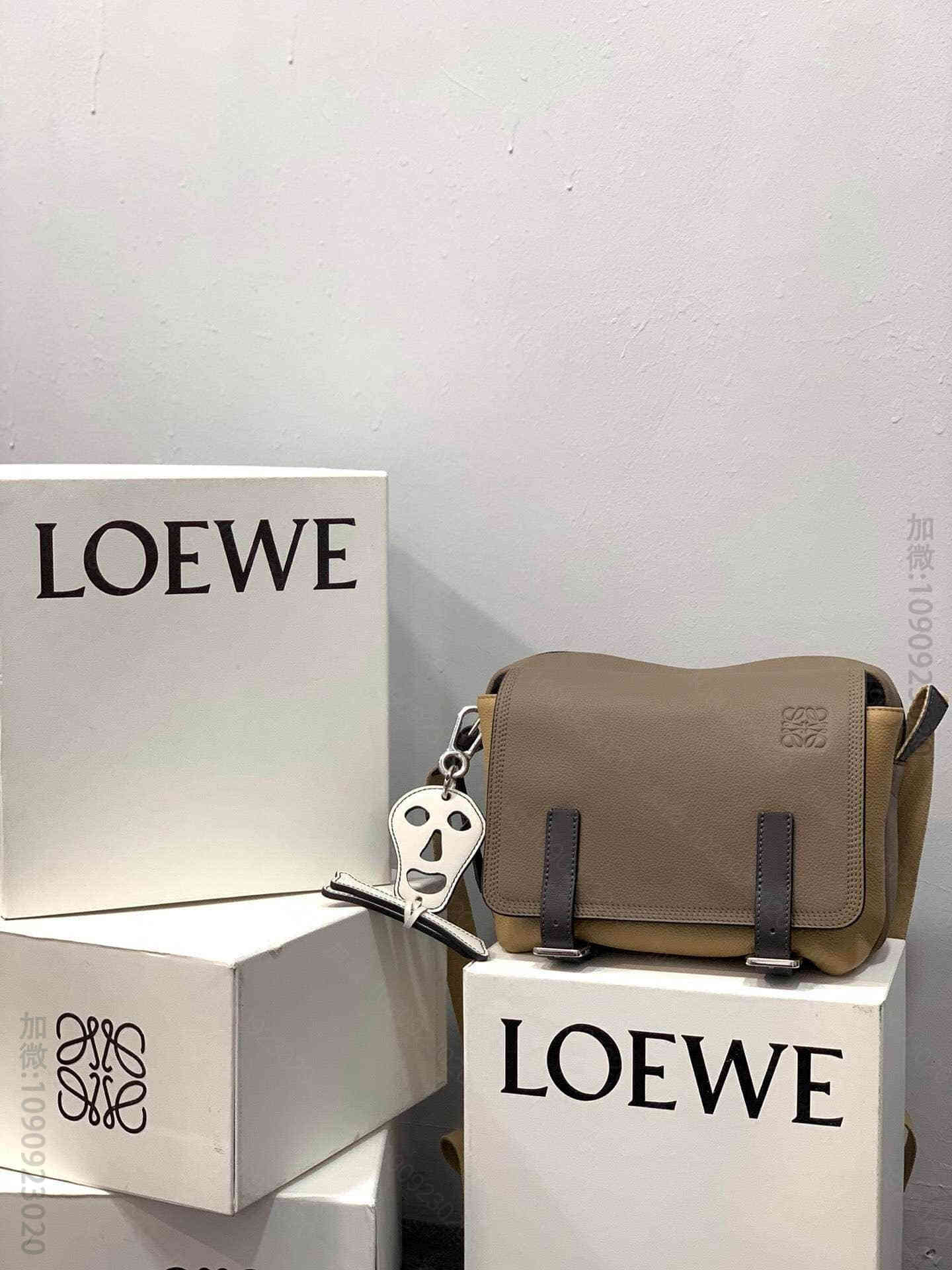 Loewe罗意威2023男装新款邮差包MilitaryMessengerXs...