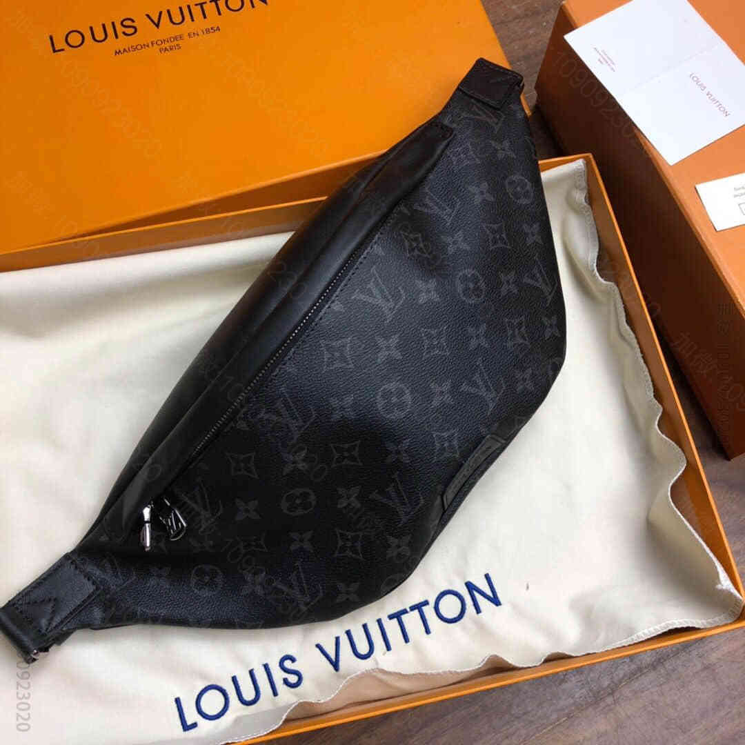 LV M44336 黑花Discovery腰包/胸包