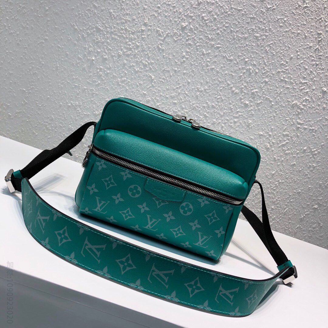 LV M30241 绿花OUTDOOR 邮差包