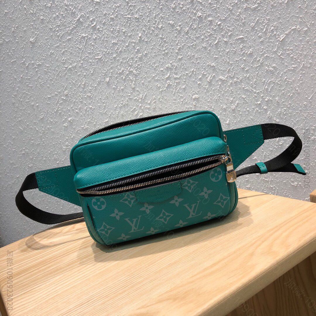 LV 绿色OUTDOOR腰包/胸包