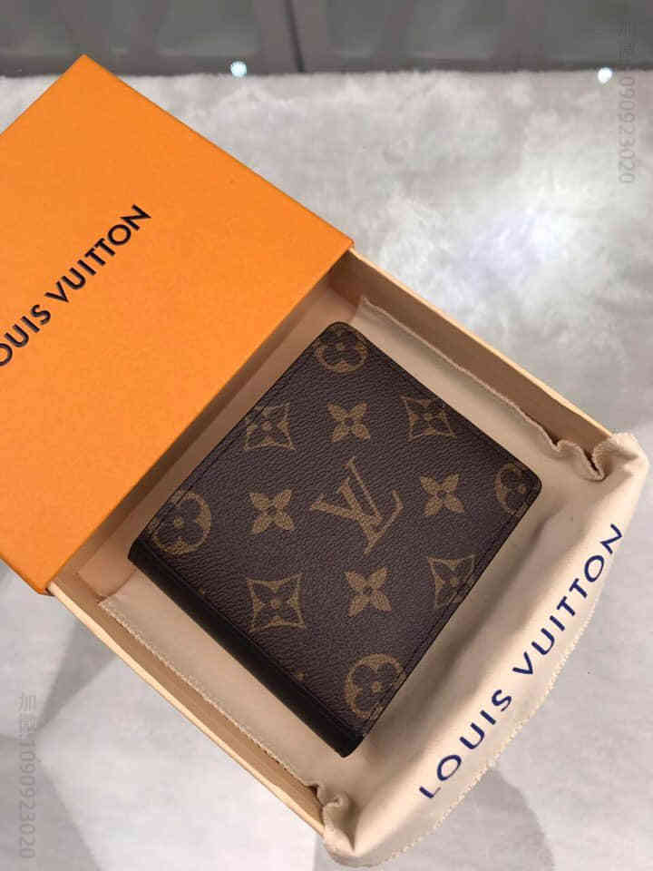 LV M93801 GASPAR 钱夹