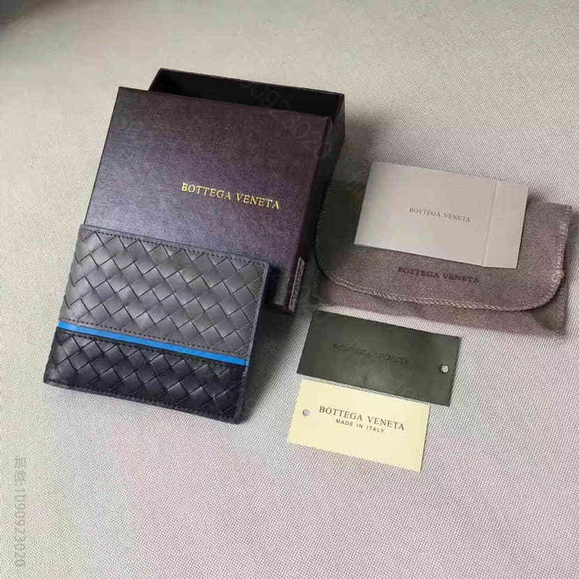 专柜新款BottegaVeneta原厂打腊胎牛皮短款横款男士钱包3001
