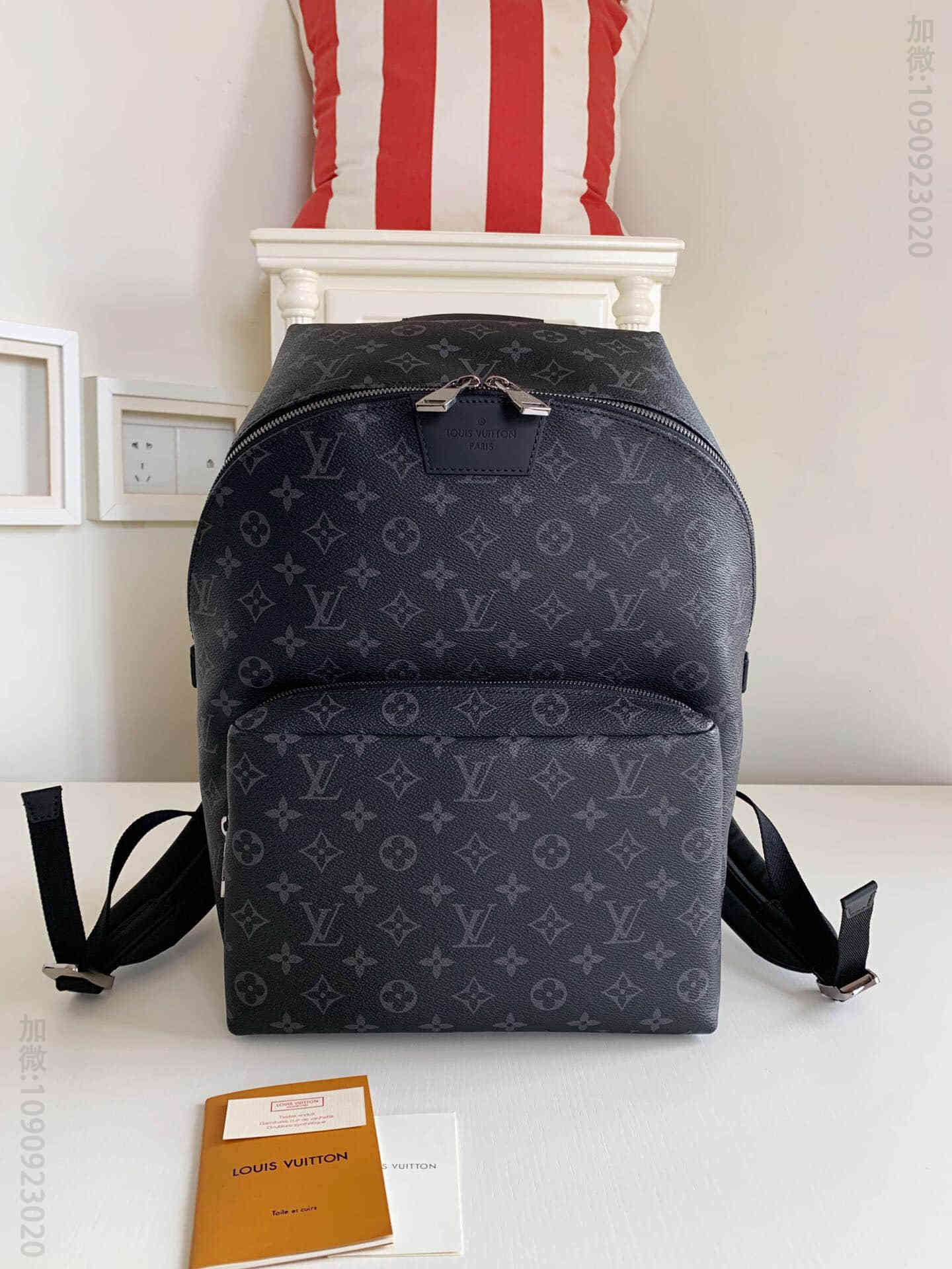 LV M43186 老款黑花Discovery双肩背包