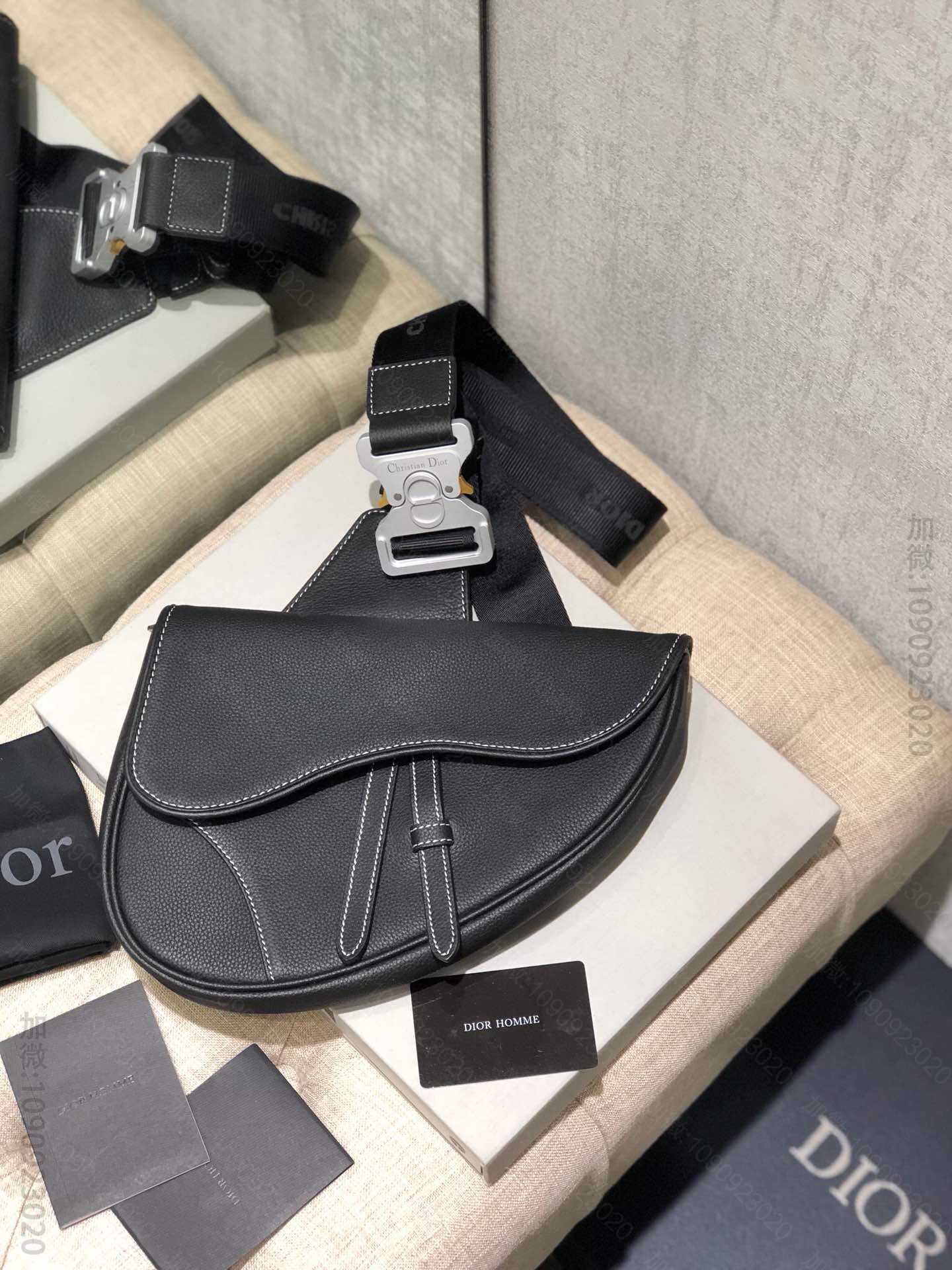 Dior/迪奥 2023新款Homme # Saddle Bag腰包胸包 黑...
