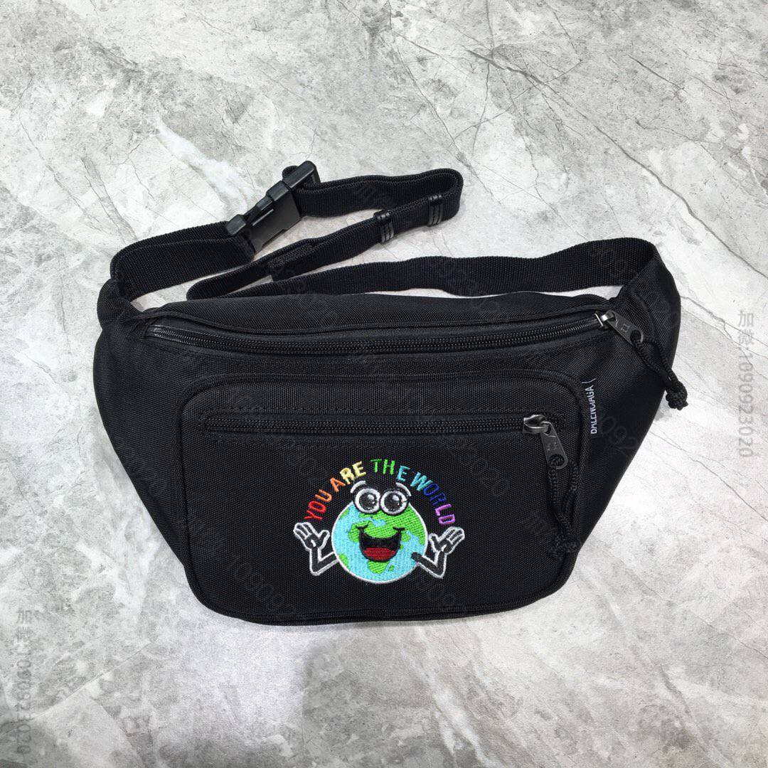 Balenciaga巴黎世家帆布胸包腰包932