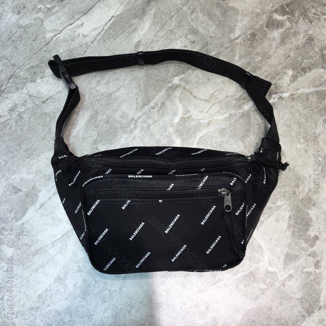 Balenciaga巴黎世家帆布胸包腰包932
