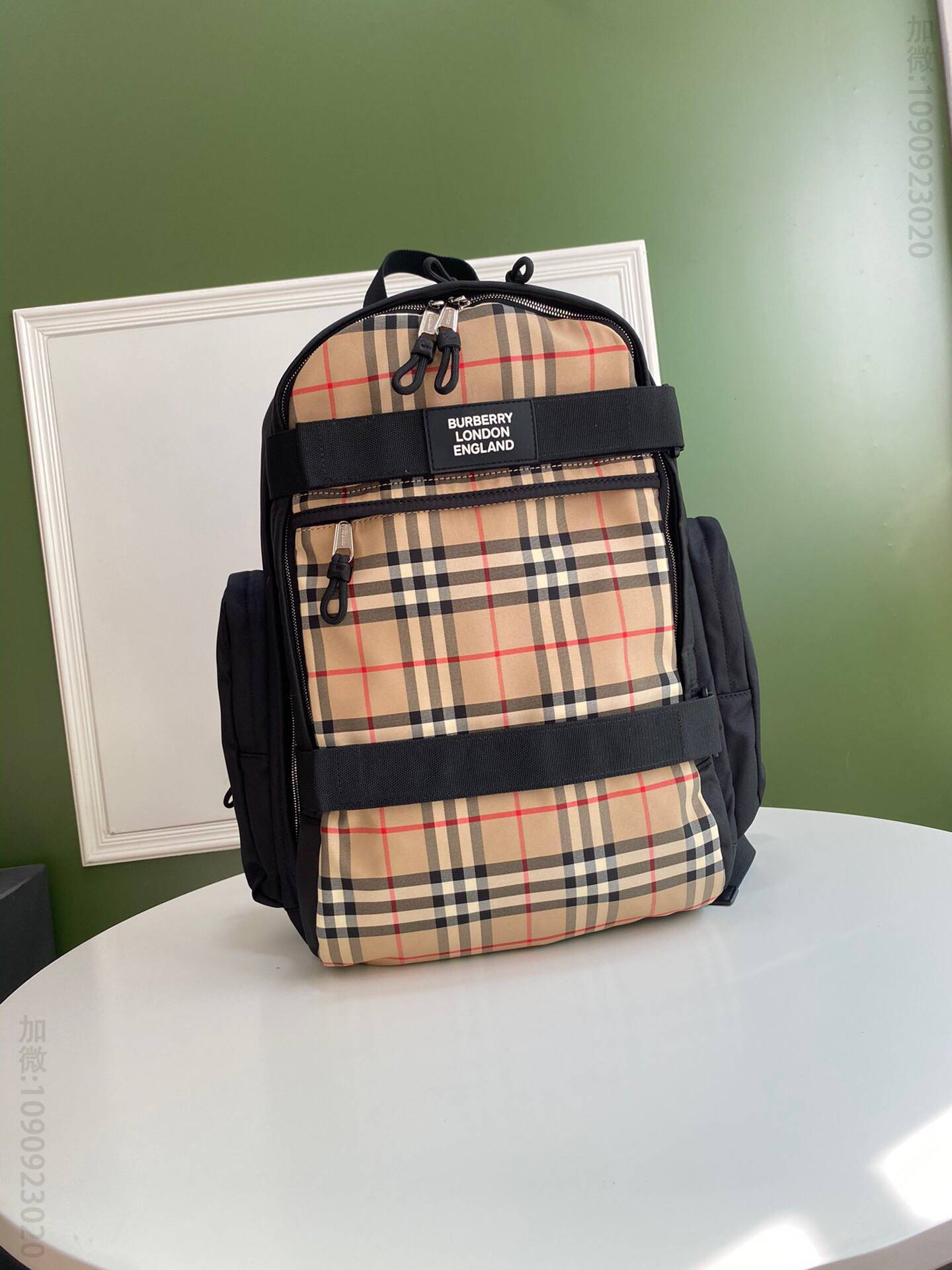 Burberry巴宝莉Vintage复古格纹接合棉质裁片双肩包