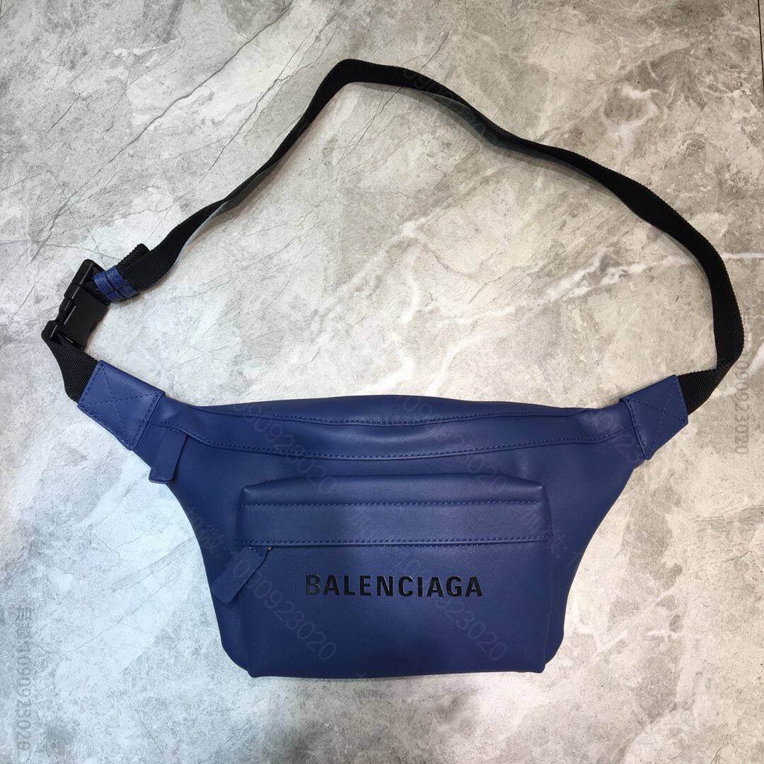 B85695_Balenciaga巴黎世家进口小牛皮材质斜挎胸包腰包180406 高仿巴黎世家腰包批发