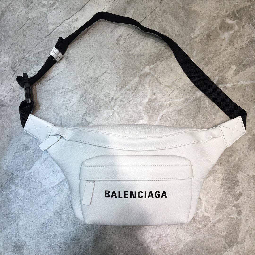Balenciaga巴黎世家进口小牛皮材质斜挎胸包腰包180406