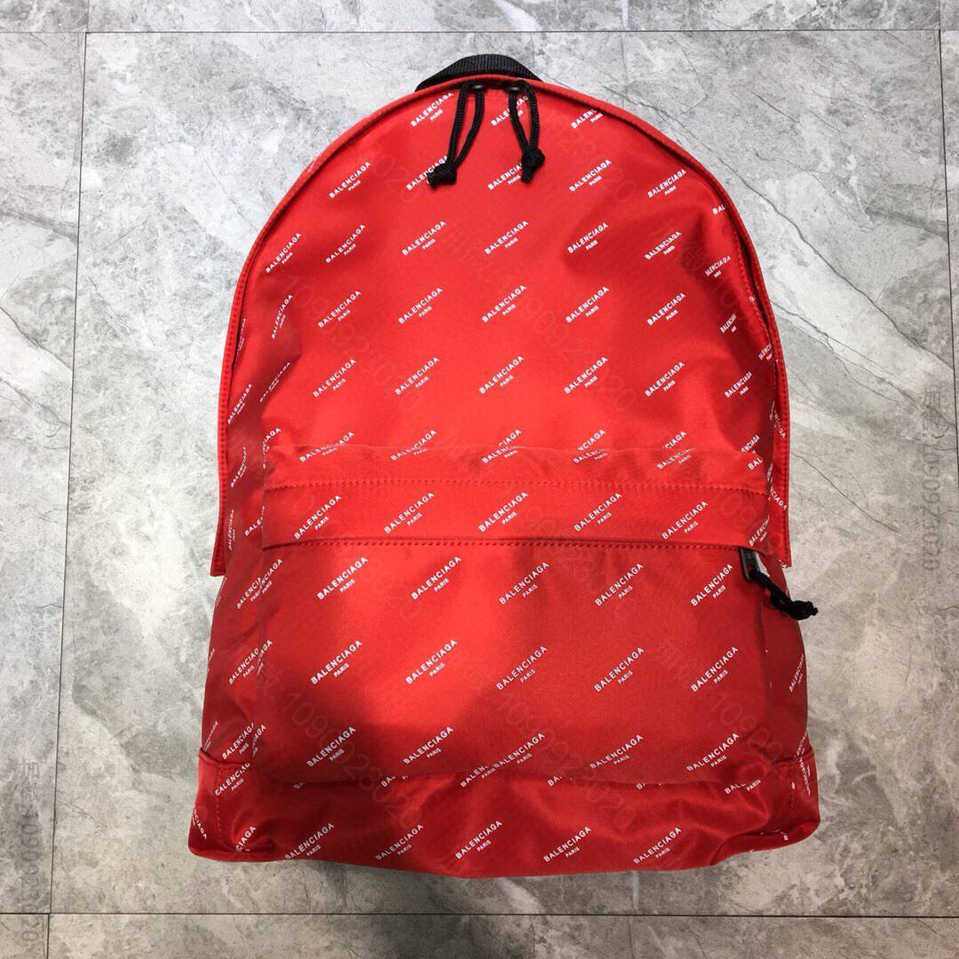 Balenciaga巴黎世家简约潮流款双肩背包405