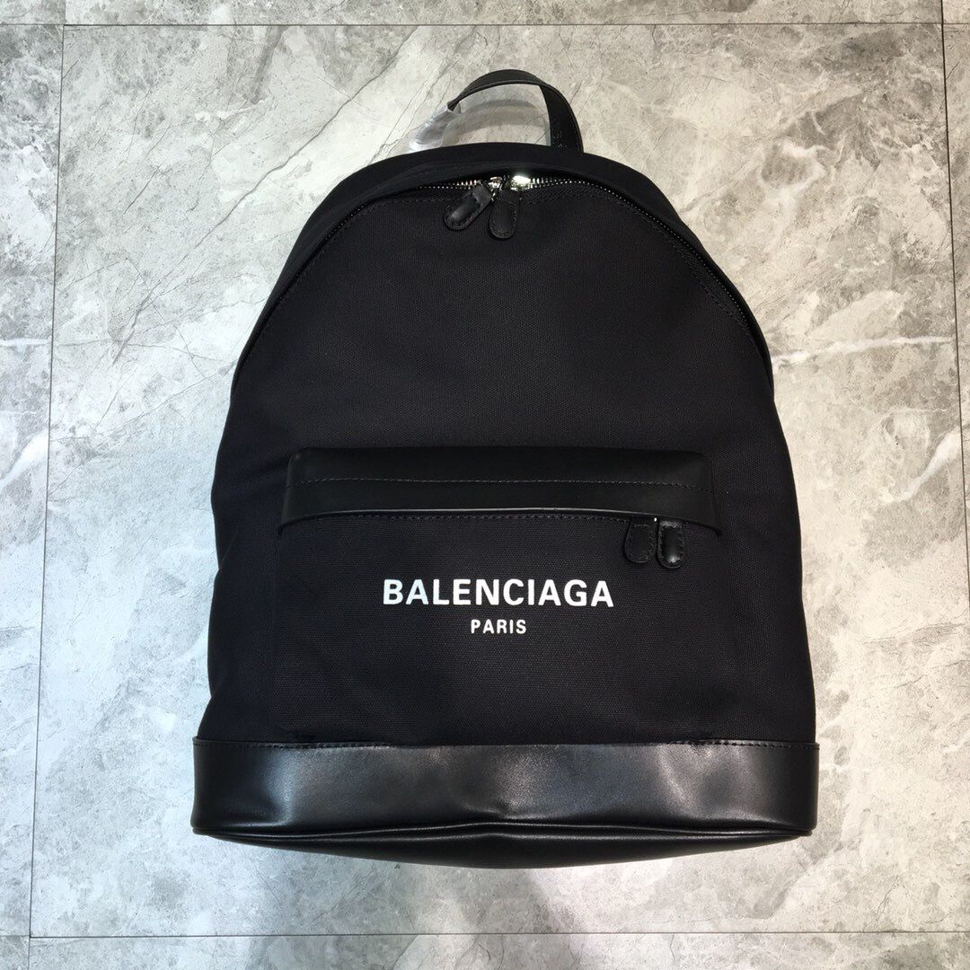 Balenciaga巴黎世家字母印花logo帆布双肩包 原单巴黎世家双肩包货源 