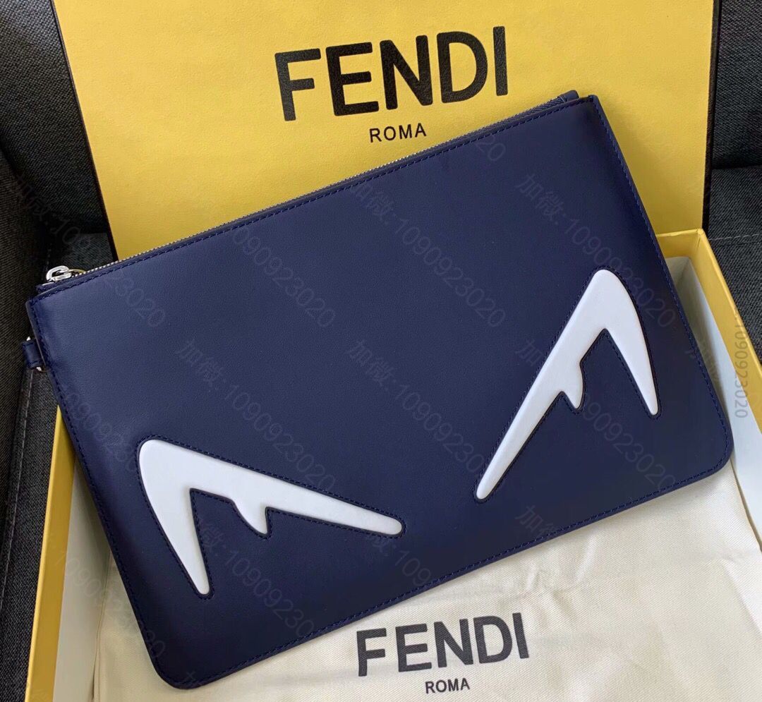 精仿芬迪男士手拿包 FENDI芬迪小牛皮白色凸纹压花恶魔眼睛2023新款手包685 芬迪男包 精仿芬迪手拿包 
