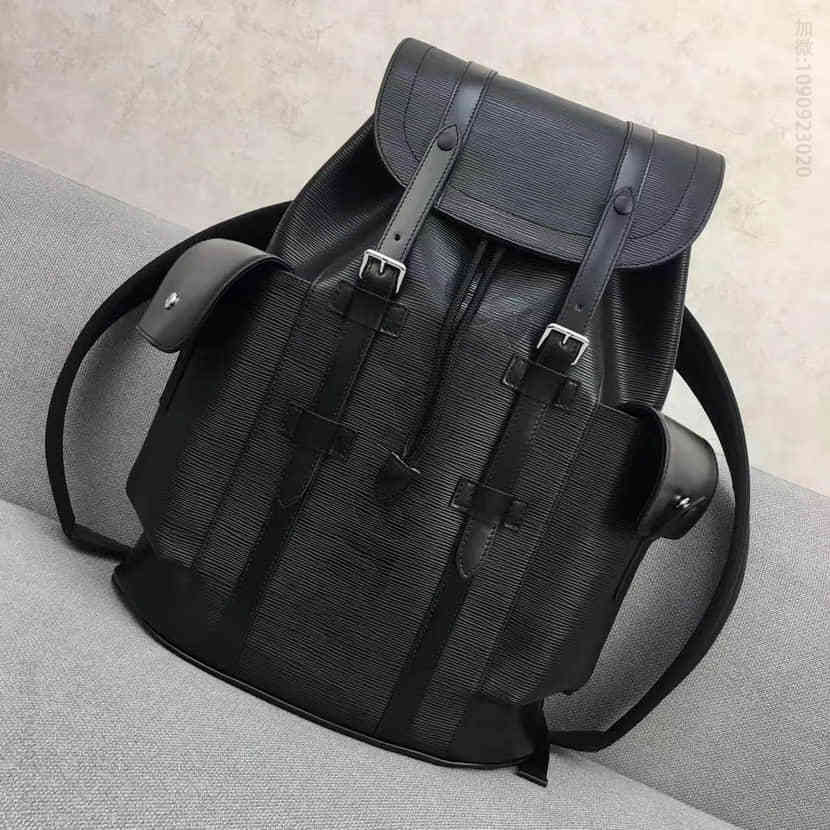 LV 2017时装秀 Supreme特别合作系列双肩包 M41709 黑色