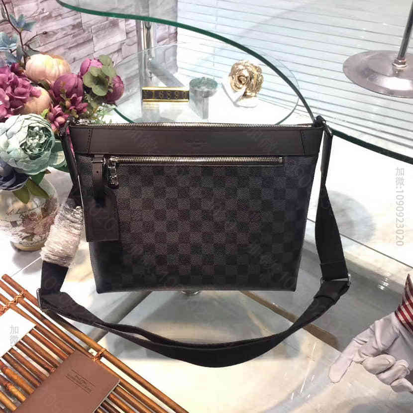 路易威登 LV MICK 黑格小号手袋斜挎包 N40003