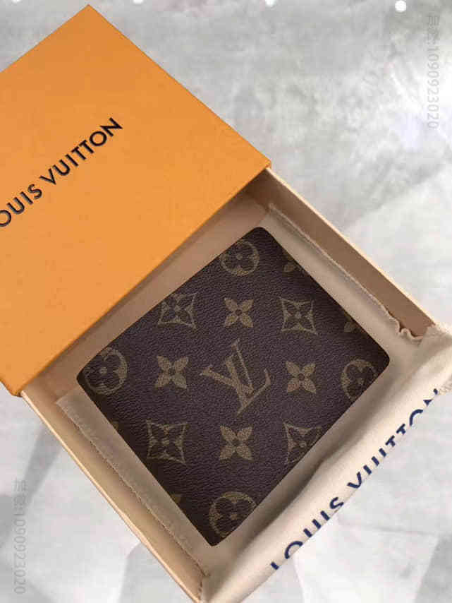 LV Monogram老花色皮革MULTIPLE男士短款钱夹 M60895