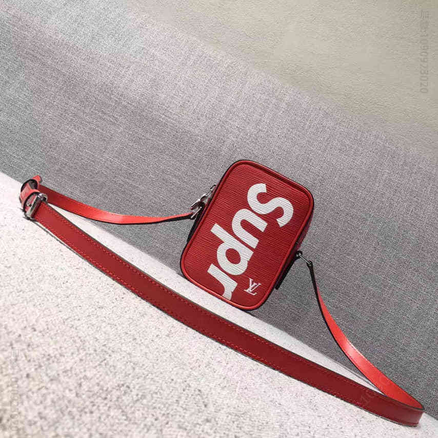 lv supreme 联名 限量版 红色水波纹 迷你斜挎包