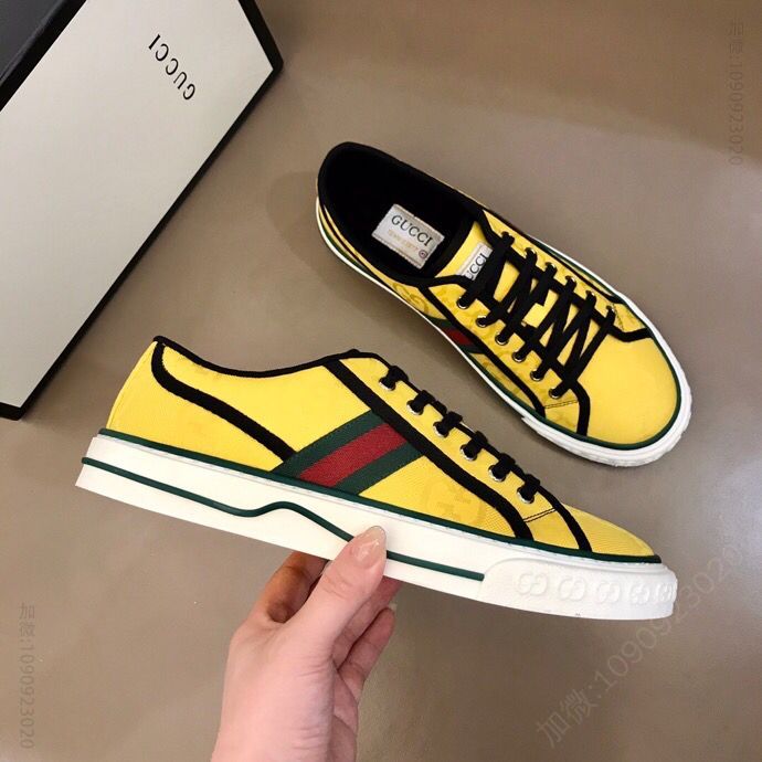 Gucci古驰 G家 Tennis 1977系列 情侣GG运动帆布鞋
