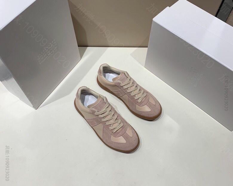 Maison Margielo 原版定‮牛制‬皮/‬牛反绒mm6 德训鞋