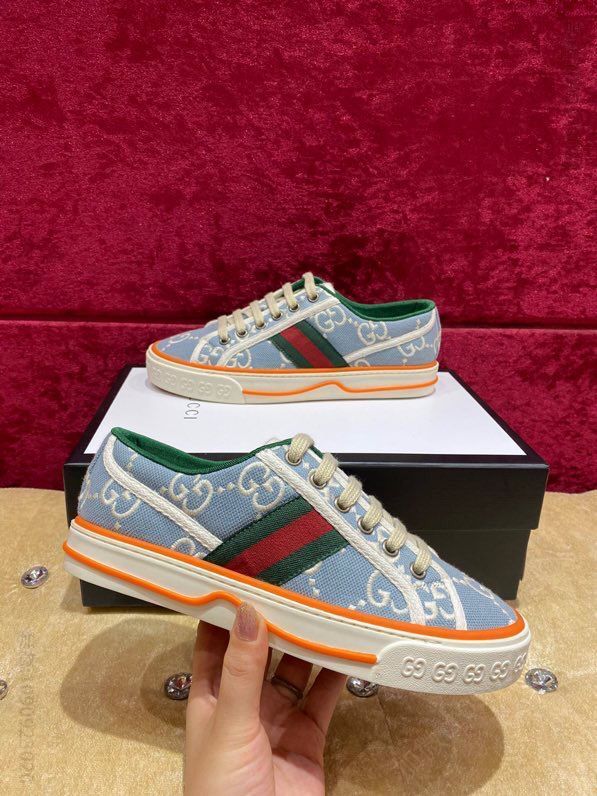 Gucci古驰 G家 Tennis 1977系列情侣GG运动帆布鞋