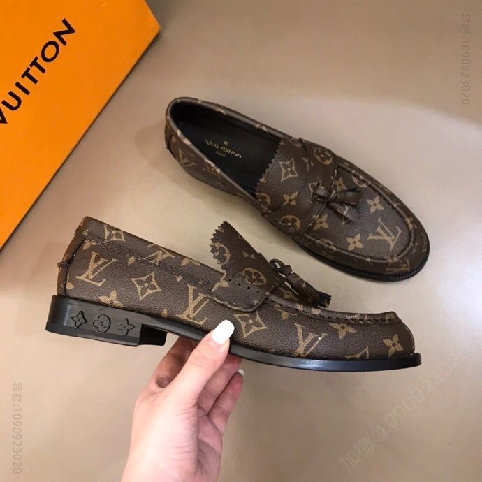 LV路易威登 高端真皮大底经典男士商务皮鞋