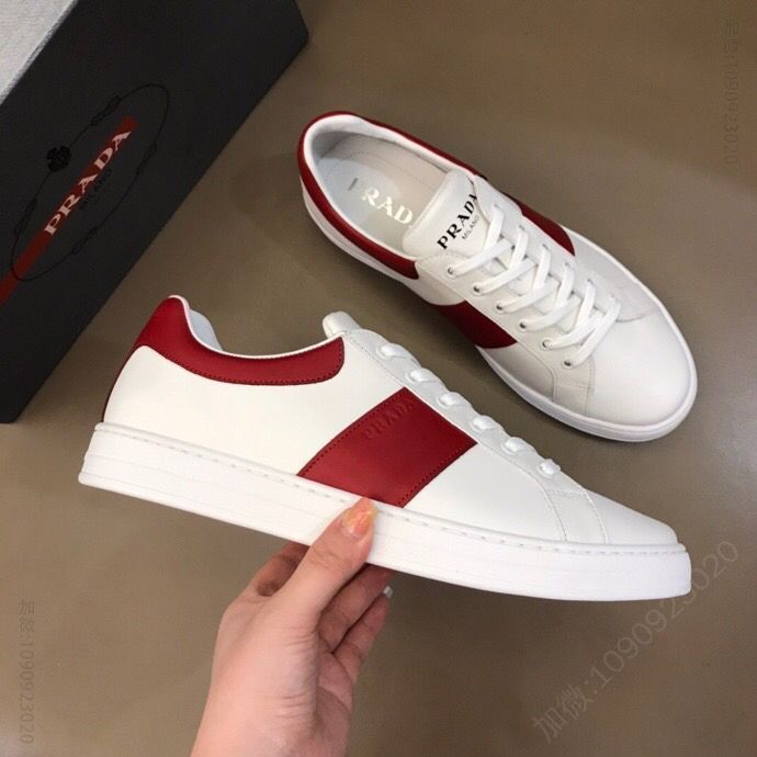 PRADA普拉达 P 家奢品2023进口小牛皮拼接男士时尚运动鞋