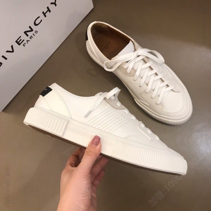 Givenchy 纪梵希 Gv~y新款Spectre白色透明PVC低帮运动鞋