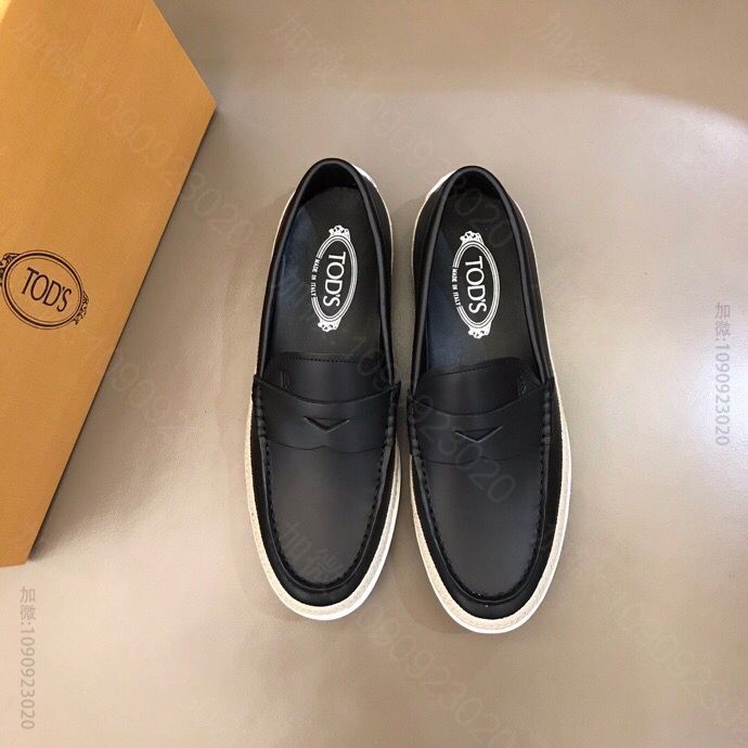2023新款 TOD'S 托‮斯德‬男鞋 手‮编工‬织嵌边豆豆底休闲鞋