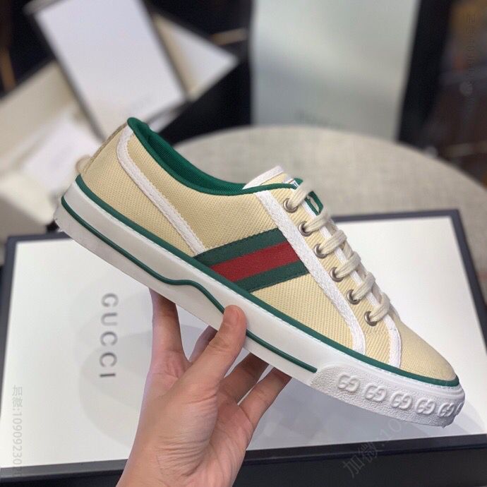 GUCCI古驰 采用棉布材质G家1977运动鞋
