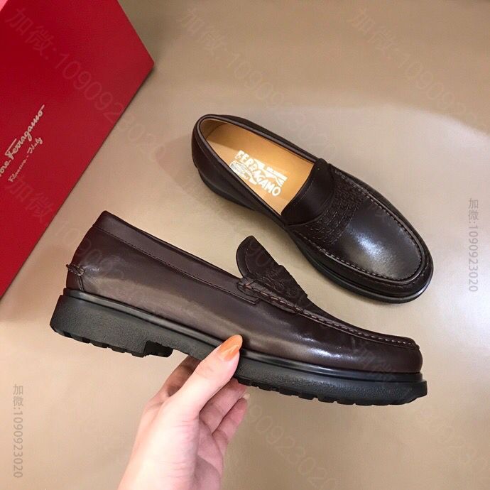 Ferragamo菲拉格慕 手工固定鞋面F 男士休闲皮鞋