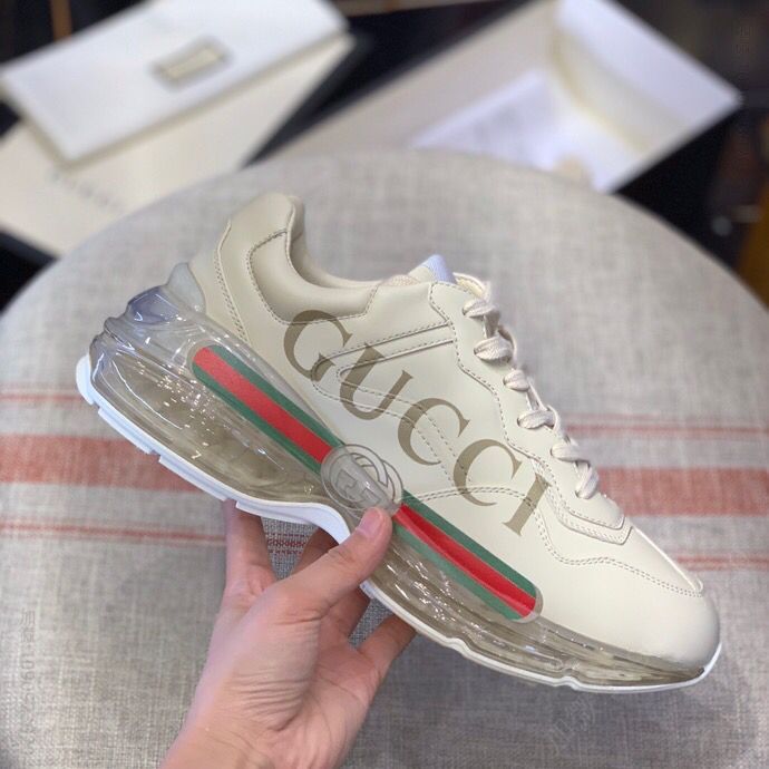 GUCCI古驰 饰有字母印花象牙色皮革男女款复古运动鞋