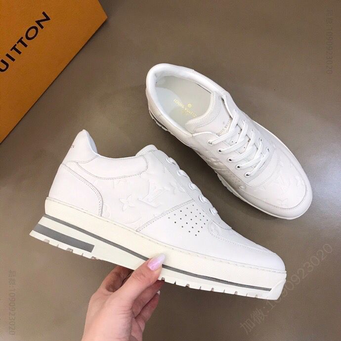 LV/路易威登 小牛皮与Monogram 帆布和粒面 Epi 皮革拼接2023Harlem 系带运动鞋
