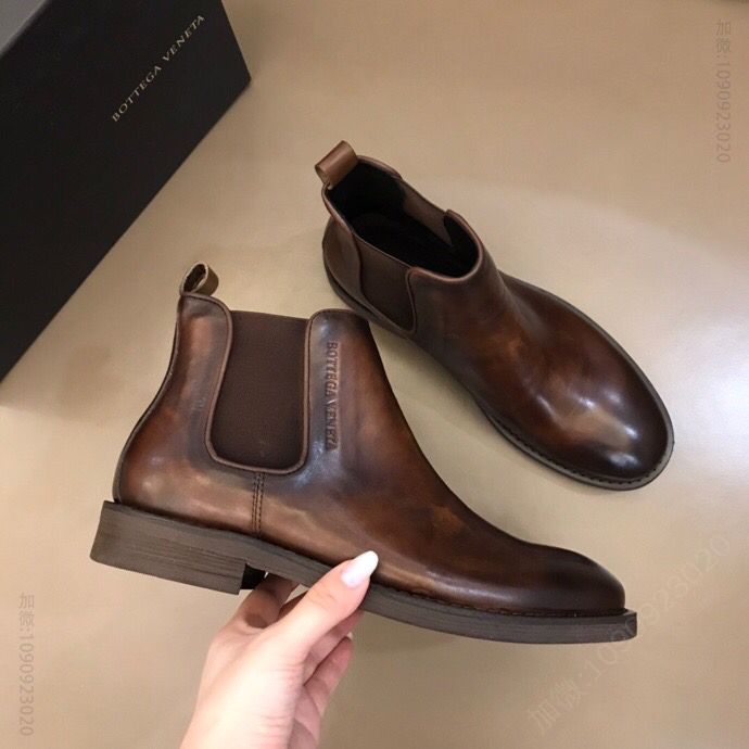 Bottega Veneta葆蝶家 手工擦色做旧复古头层牛皮B 家经典高帮休闲男鞋