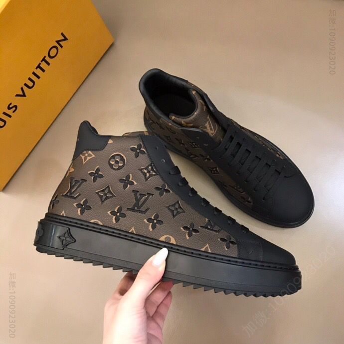 LV/路易威登 L 经典奢牌情侣款秋冬高帮运动鞋