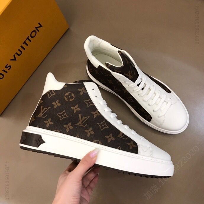 LV/路易威登 L 经典奢牌情侣款秋冬高帮运动鞋