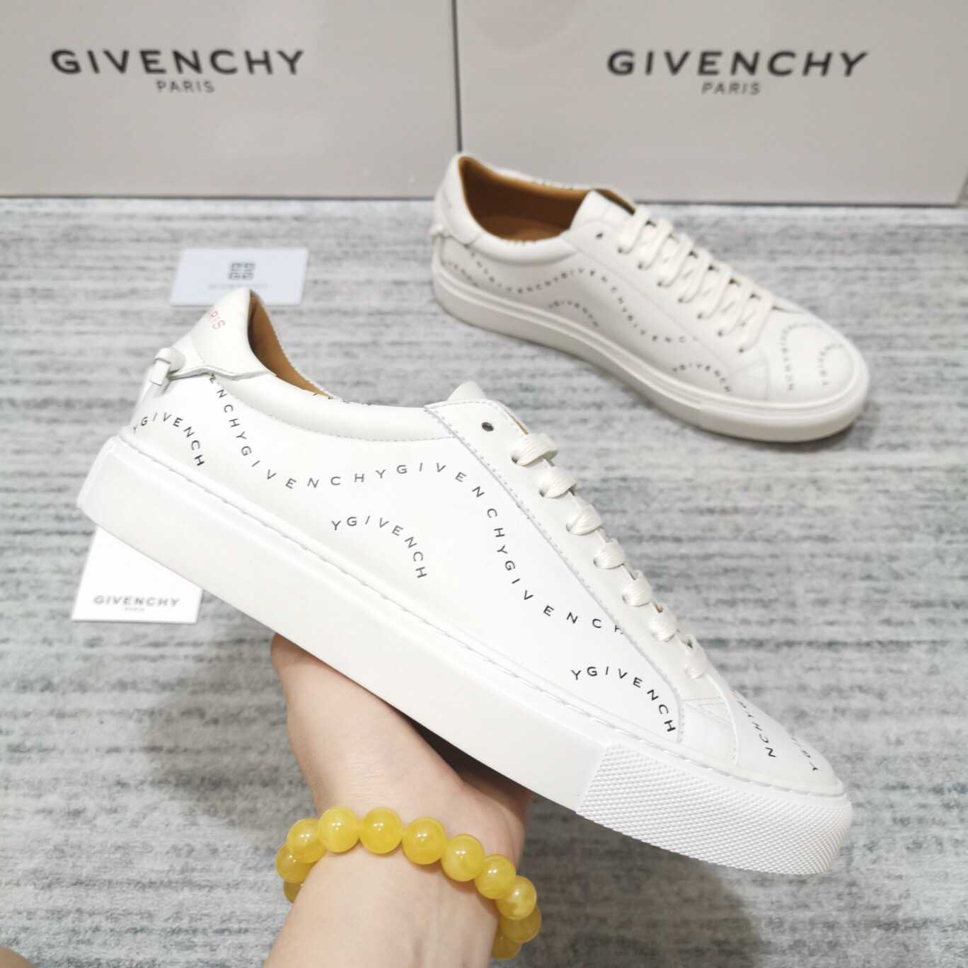 GIVENCHY纪梵希 19专柜同步最新款小白鞋运动休闲款