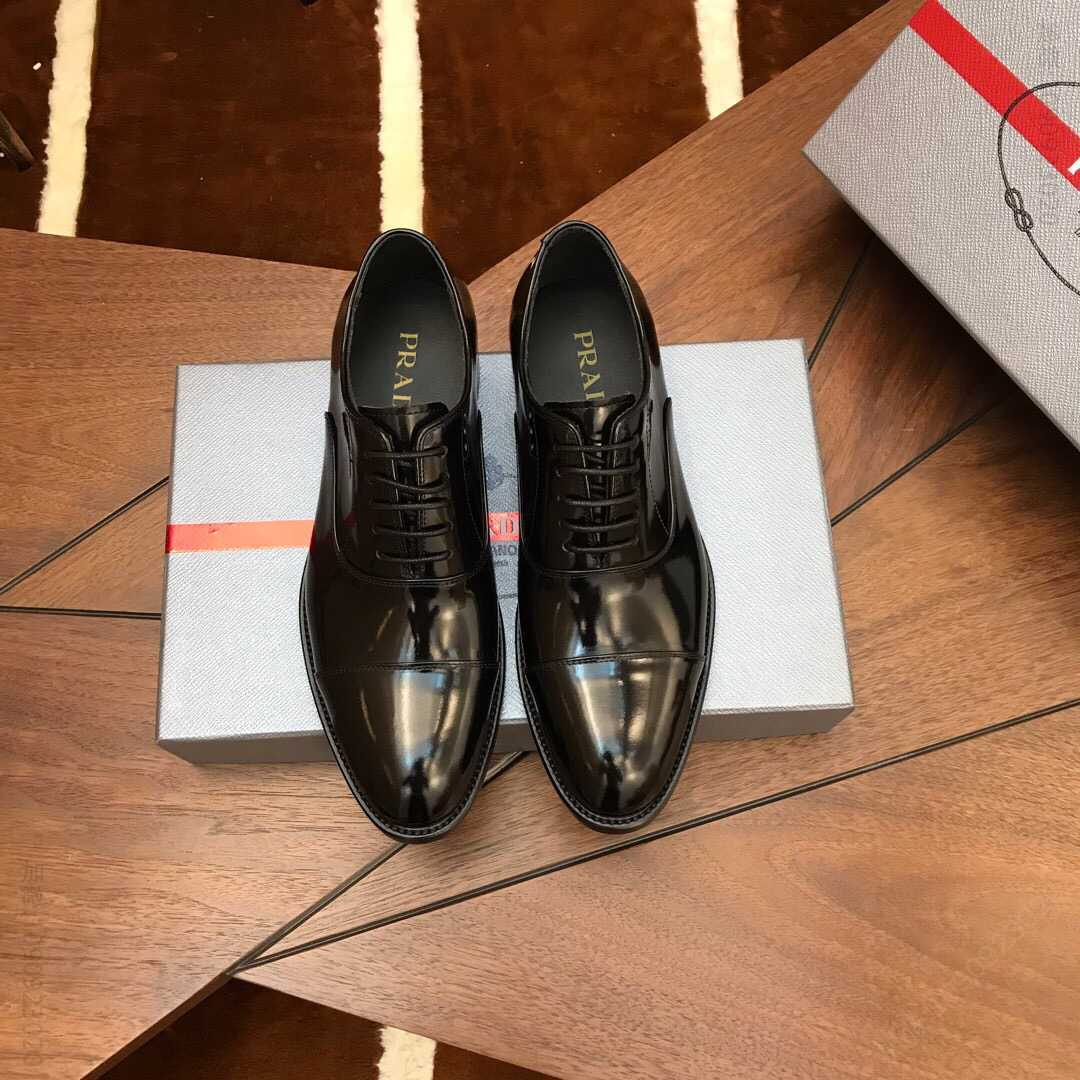 【Prada】普拉达 顶级进口原版料制成的男士皮鞋