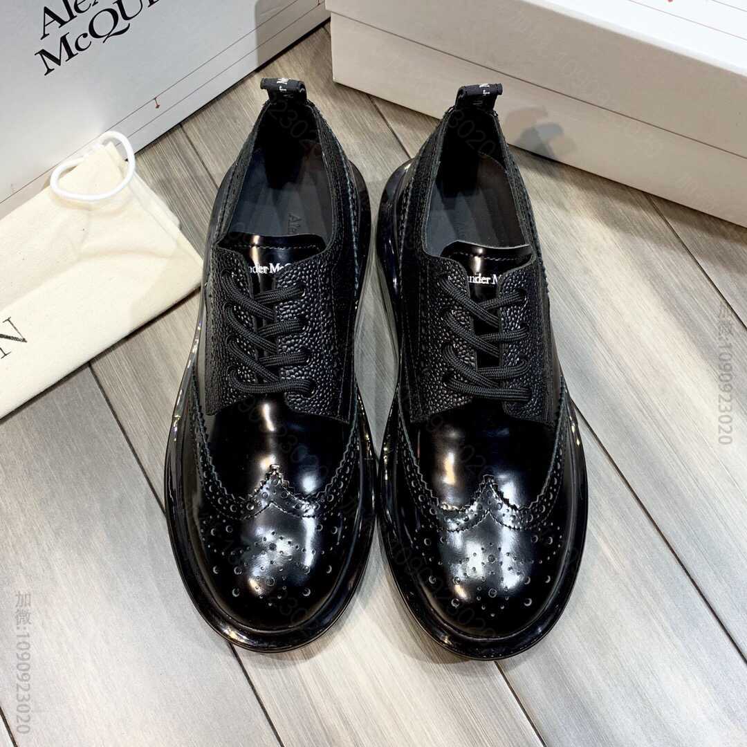 MCQUEEN 麦昆官方同步发售 开边珠小牛皮材质 热印Prada徽标气垫鞋