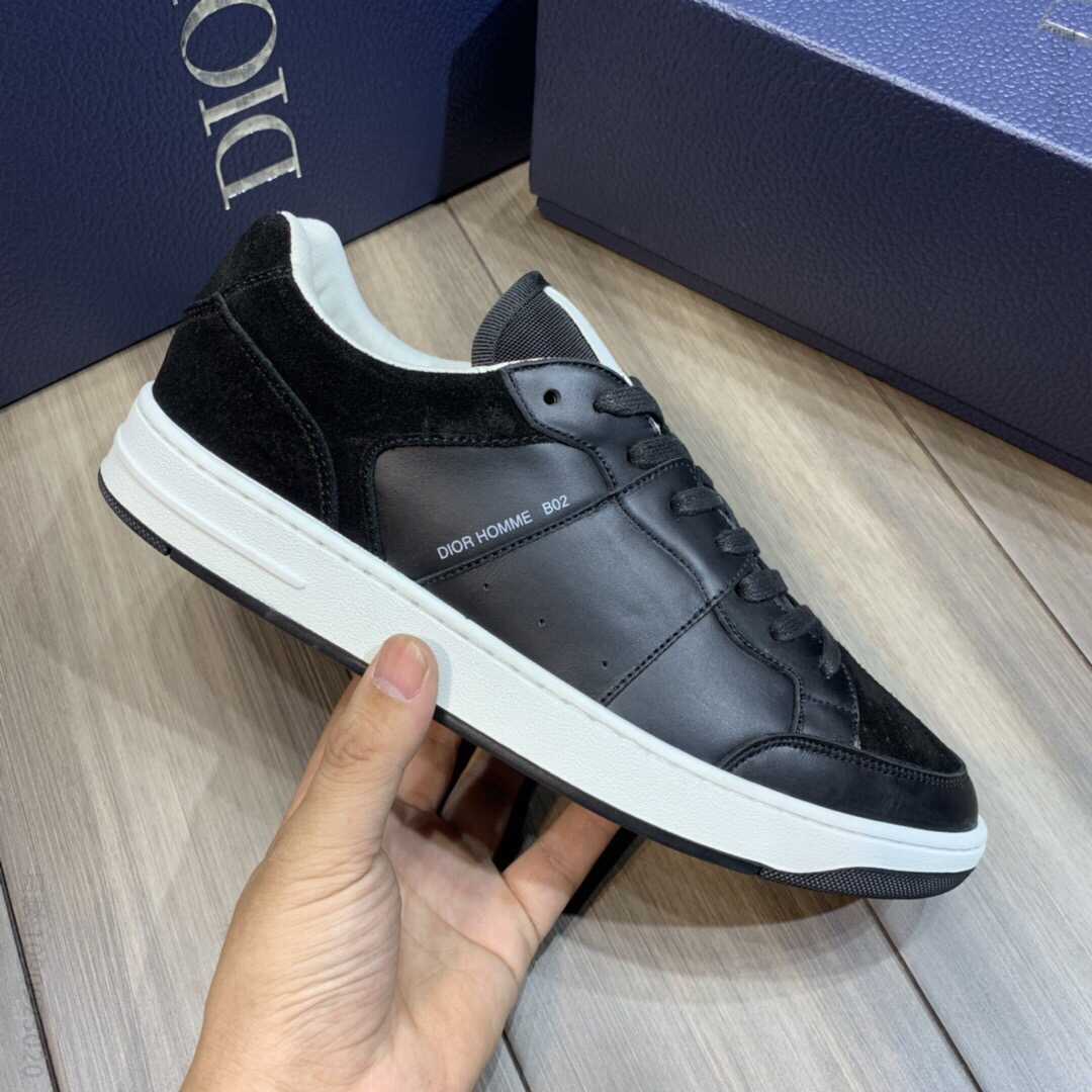 DIOR迪奥 采用光滑小牛皮和绒面小牛皮男士“B02”跑鞋