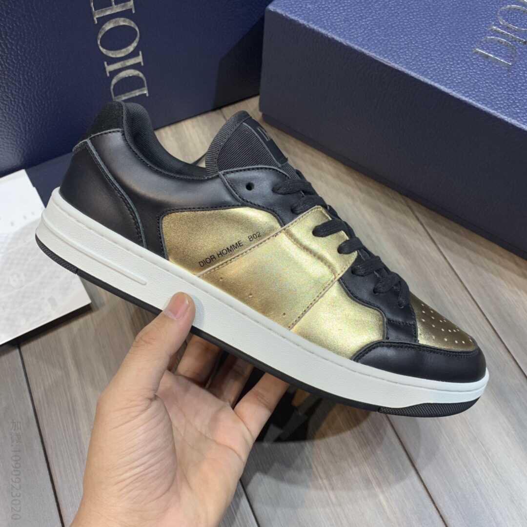 DIOR迪奥 采用光滑小牛皮和绒面小牛皮男士“B02”跑鞋