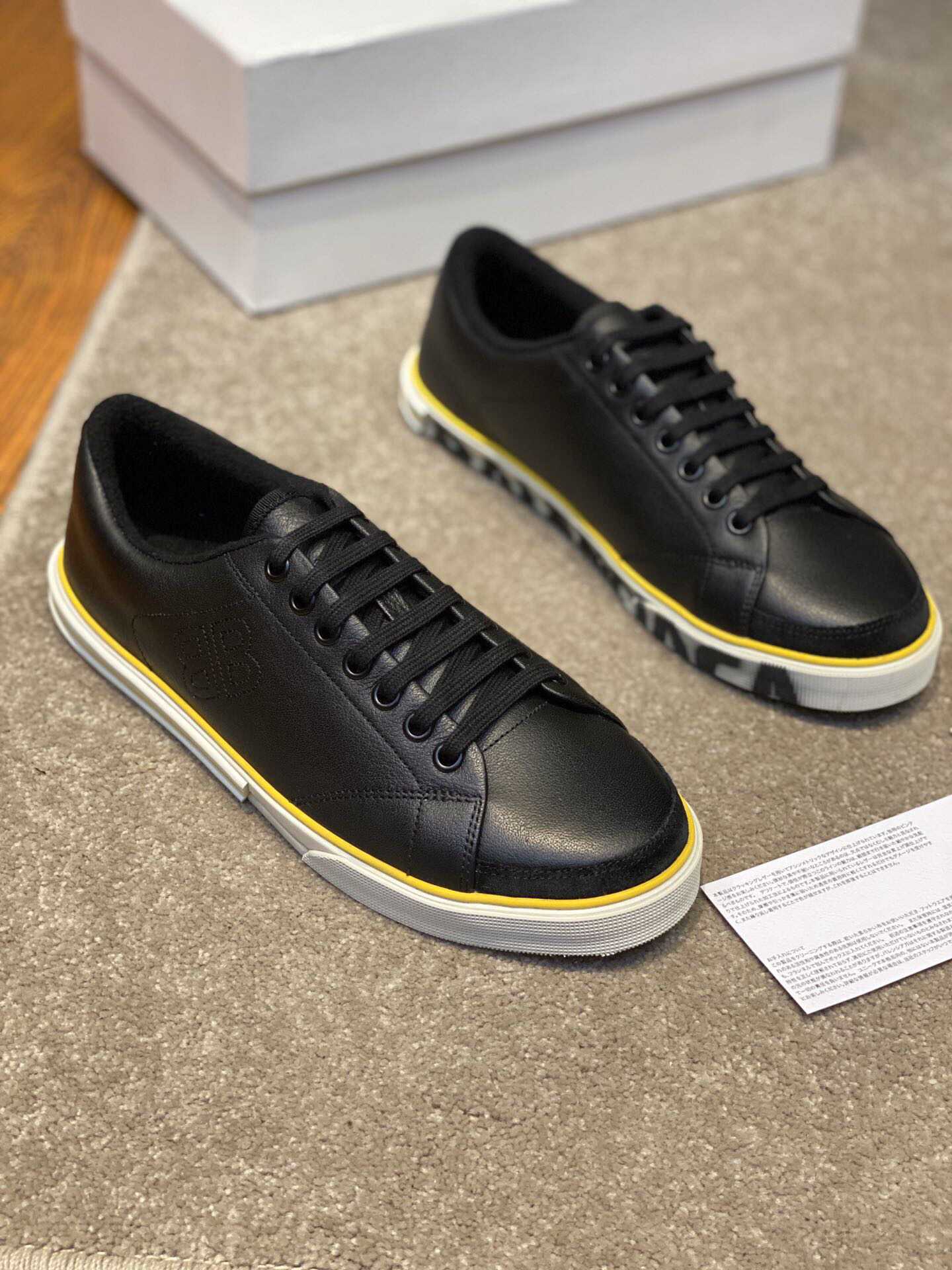 Balenciaga巴黎世家男鞋 板鞋 面是赛纹牛面皮 平板鞋
