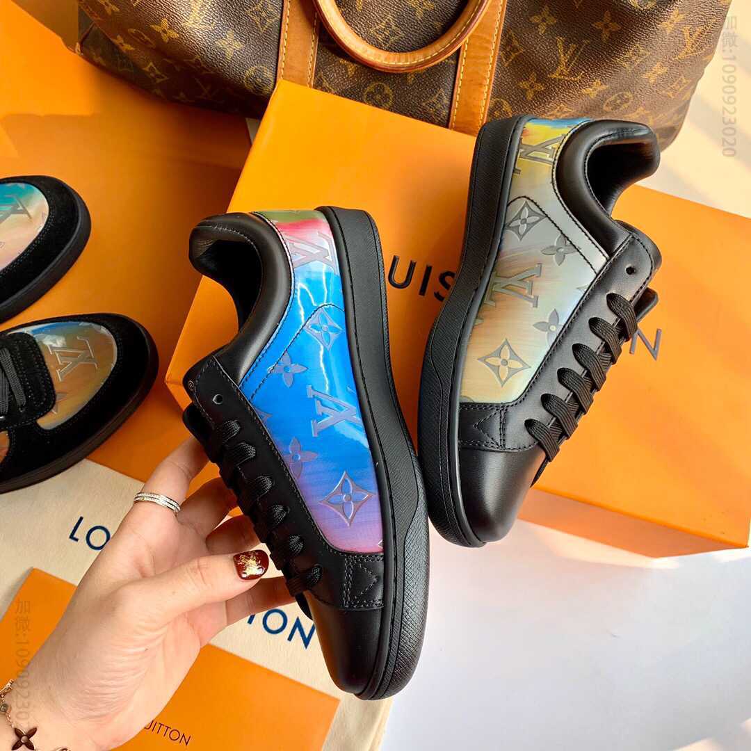 Louis Vuitton路易威登 LV情侣款Monogram 字母印花RIVOLI 炫彩运动靴