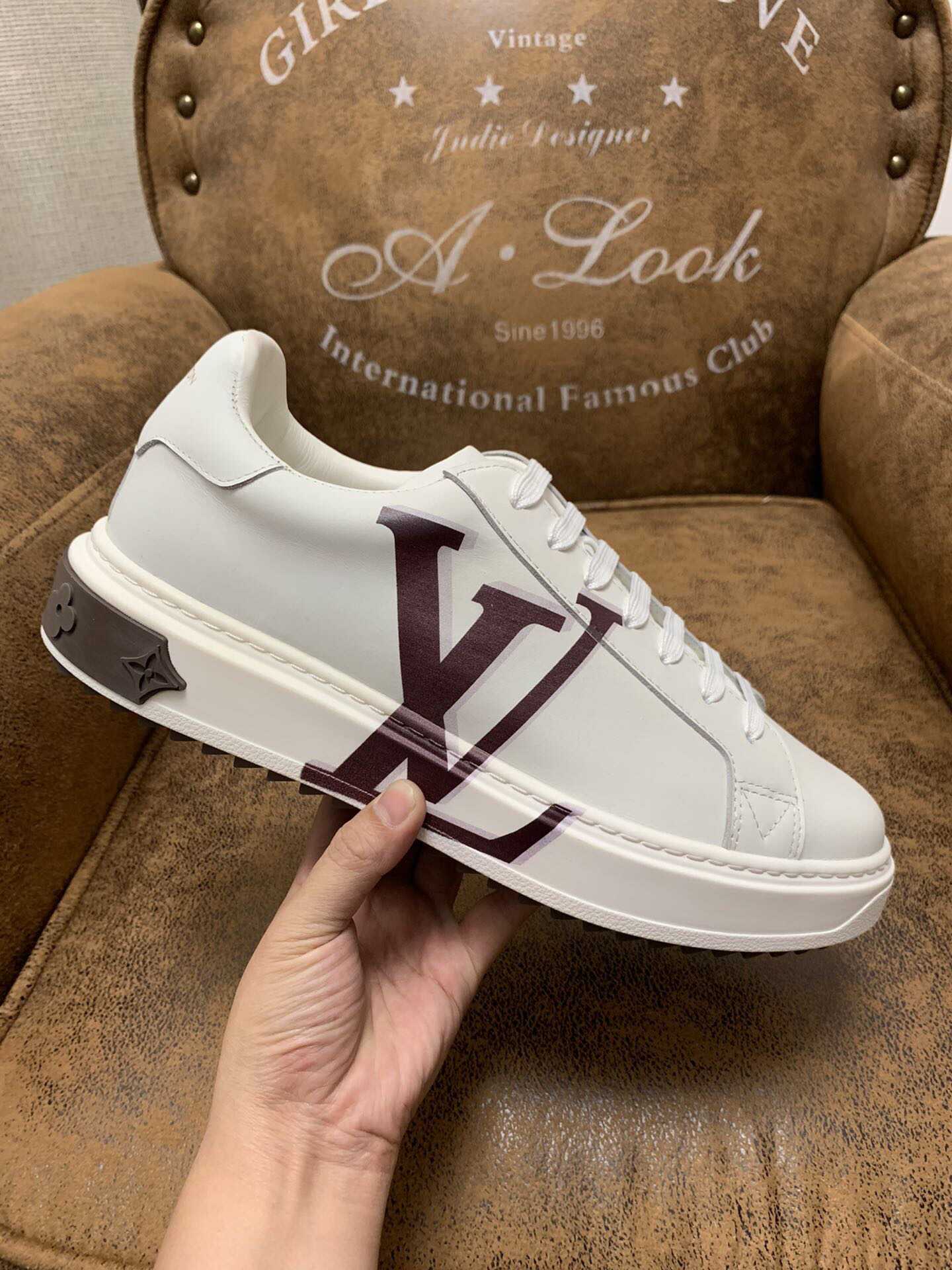 复刻LV男士运动鞋 Louis Vuitton路易威登 原版代购品质 顶级原版男士运动鞋 LV男士运动鞋 