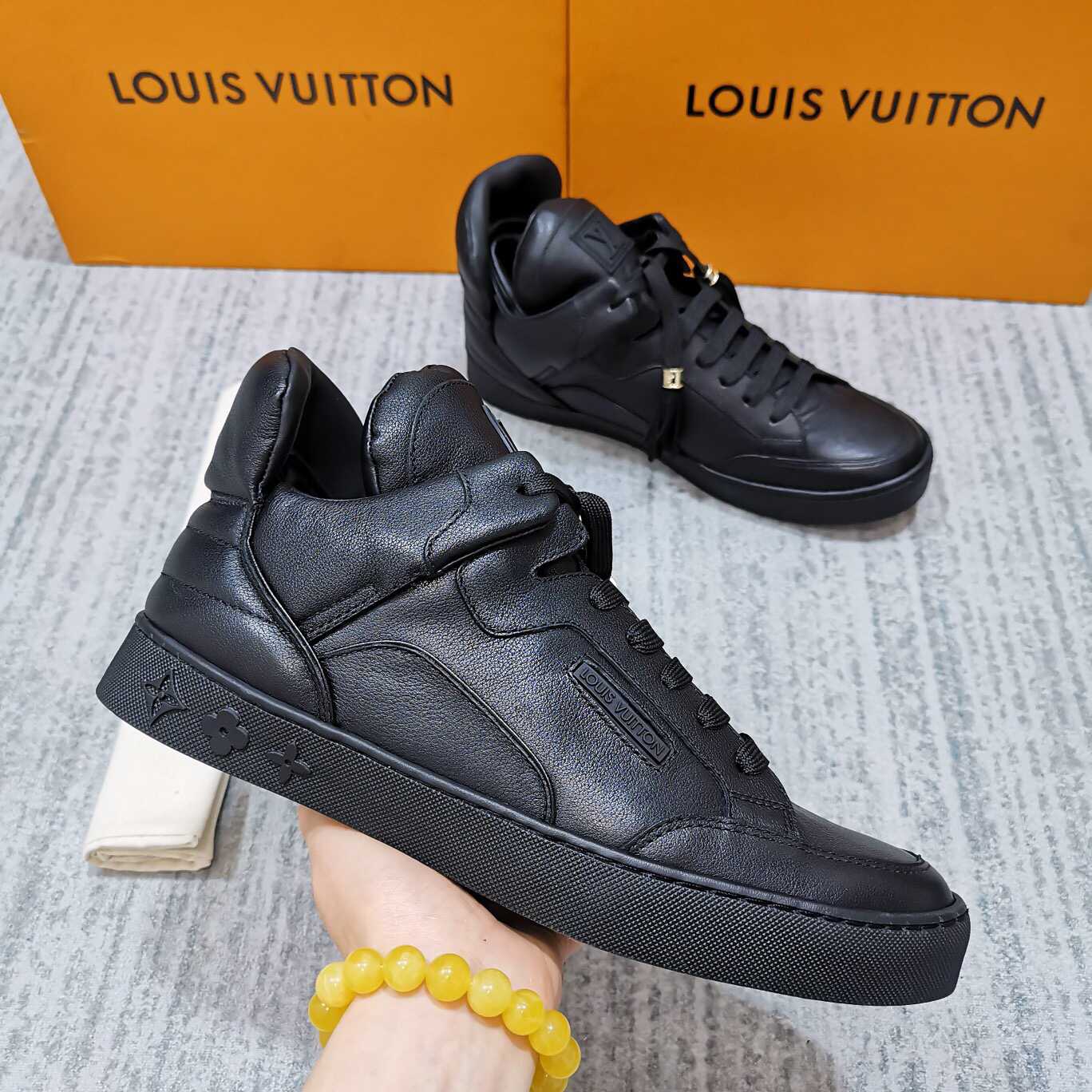 原版LV男士运动鞋 Kanye West x Louis Vuittion Don Patchwork联名款运动鞋 LV男士运动鞋 