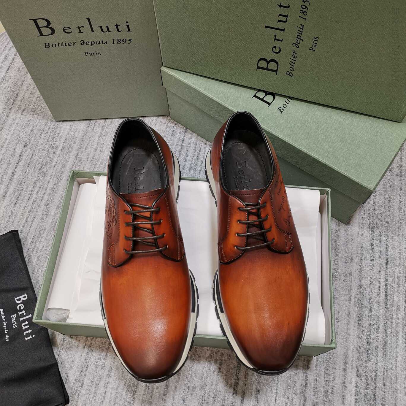 Berluti 布鲁提 刺青款 最新款运动男士休闲鞋