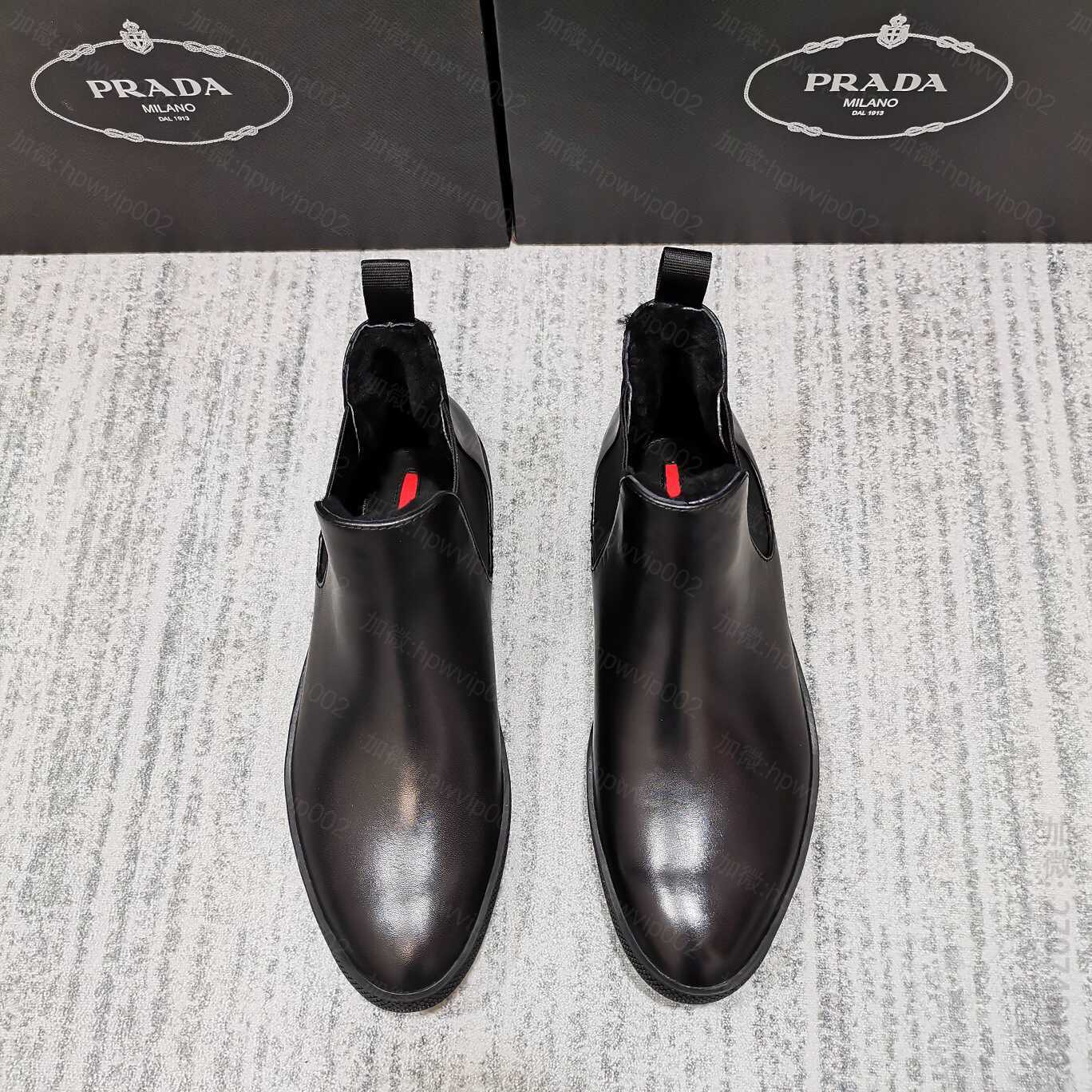 PRADA 普拉达专柜热卖爆款马丁靴羊毛款到货 懒人一脚蹬高帮男鞋 普拉达短靴图片 