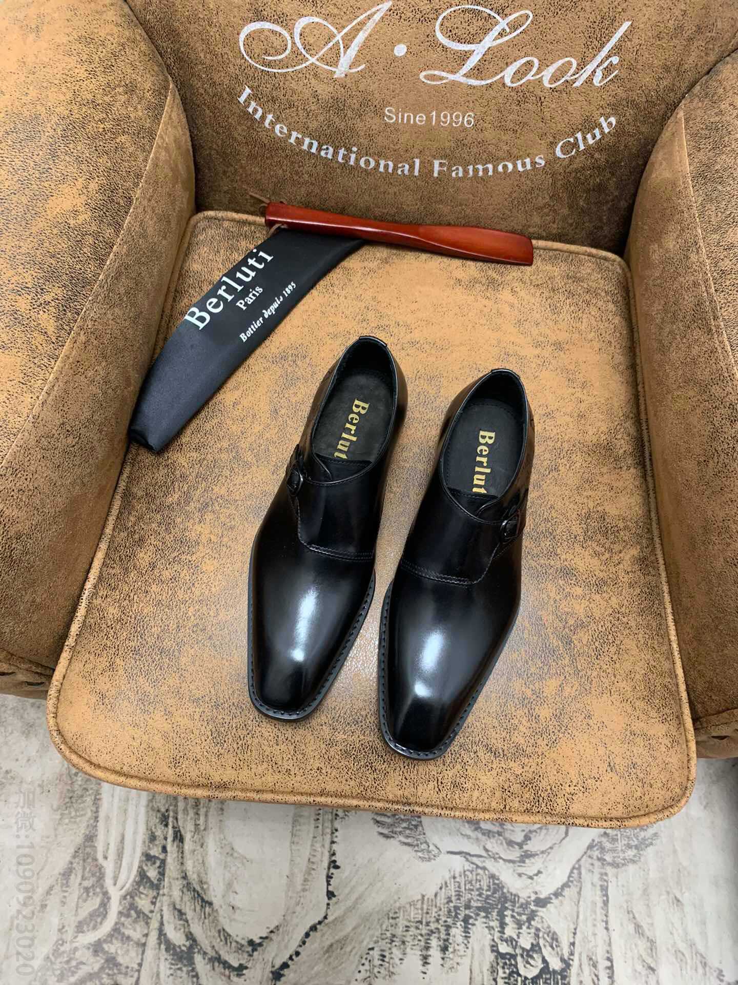 Berluti⋯（伯尔鲁帝）成立于1895年的法国男士进口牛皮鞋面男士商务正装皮鞋