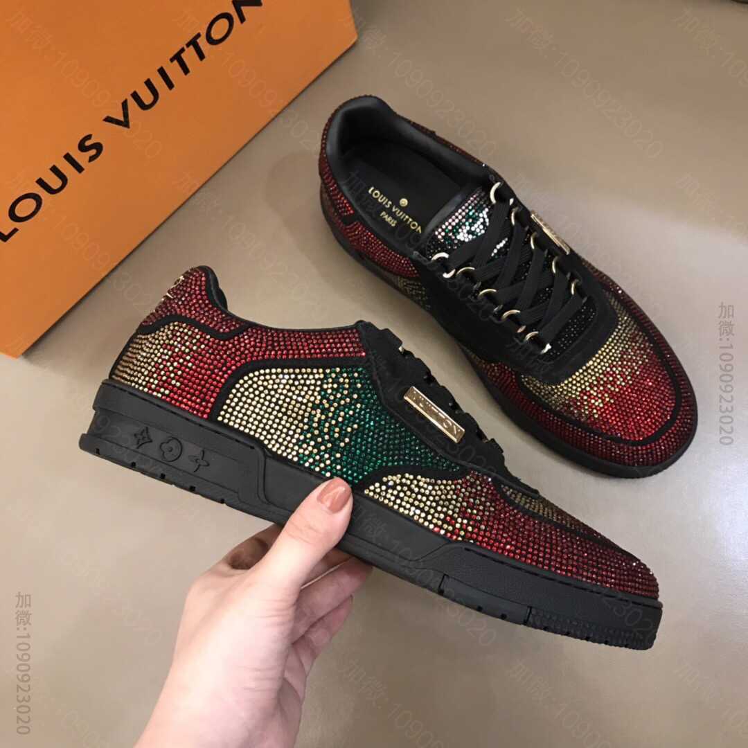 LV/路易威登 精选进口头层牛皮经典奢牌男士休闲鞋运动男鞋
