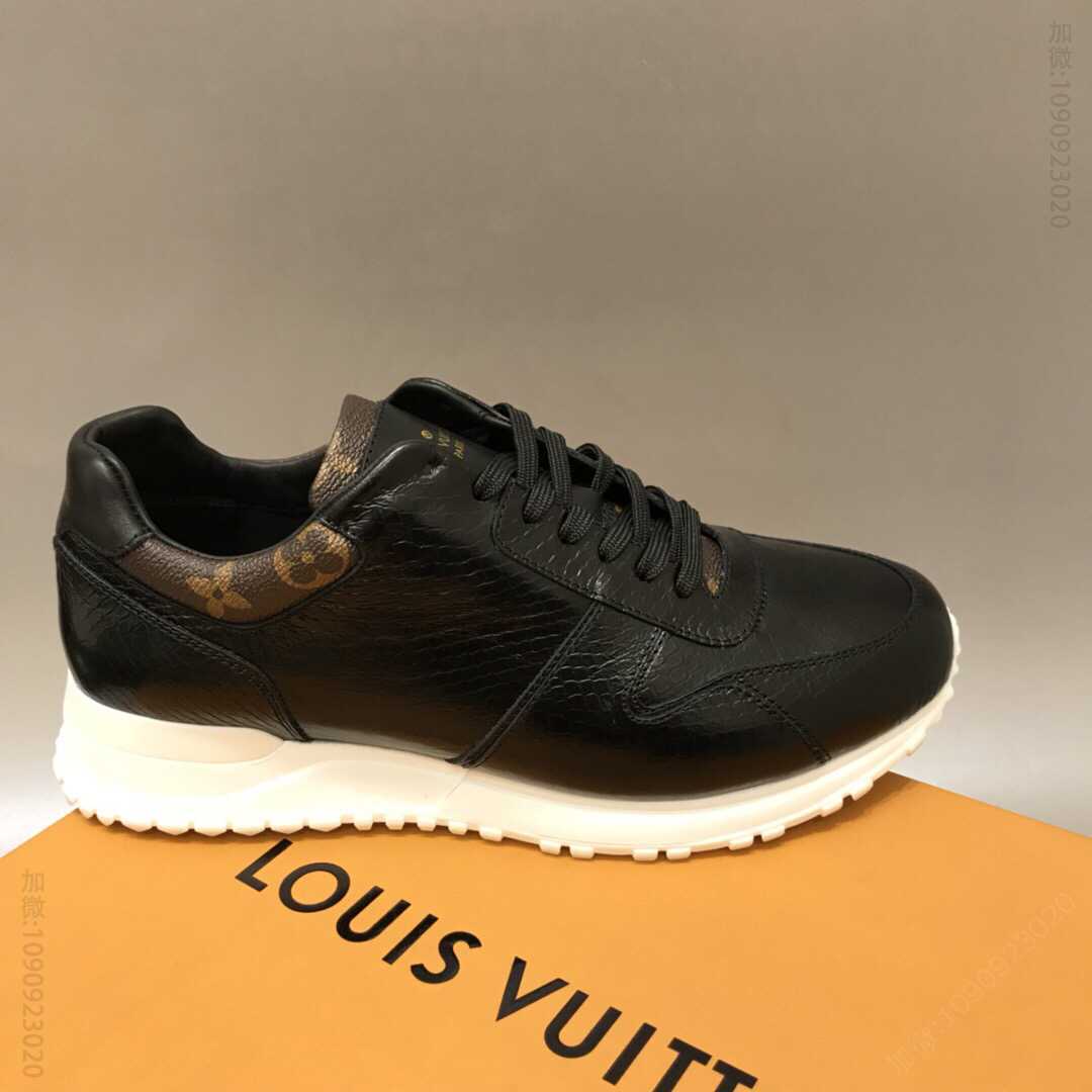 LOUIS UITTON路易登 意大利进口鳄鱼皮男士运动鞋